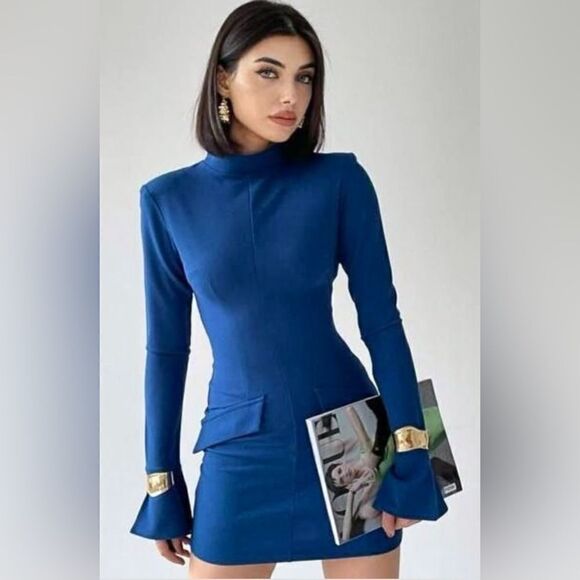 035. LONG SLEEVED MINI DRESS- Blue - Picture 1 of 4